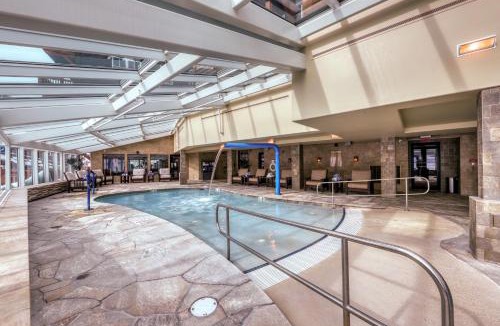 Peak 8 Apartment | Luxury Ski Hill Condos