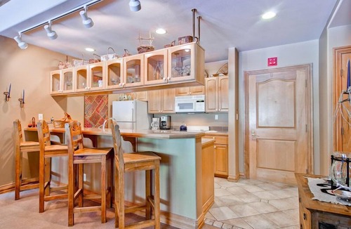 Beaver Creek Condo | Luxury ski-in/out condo in Beaver Creek Village core. Walk to everything!