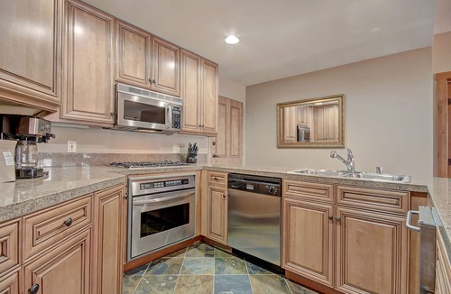 River Run Condo | Luxury Ski in Ski out Condo/Pool and Hot Tub Access/Private BBQ