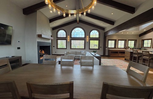 Broadmoor House | Luxury, spacious carriage house walking distance to the Broadmoor Hotel.