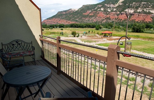 Durango House | Luxury Townhome - Great Views - 4 Miles from Downtown - Central AC