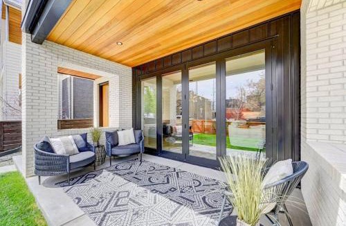 Highland House | Luxury Townhouse in the Heart of LoHi