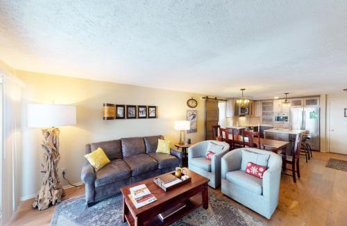 Crested Butte Apartment | Majestic Chateaux