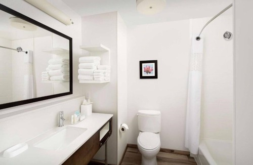 Centennial House | Make life on the road easy in Denver's tech hub!