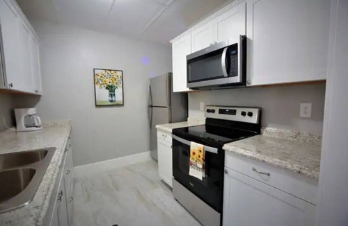 Manitou Springs Apartment | Manitou Apartment 2A