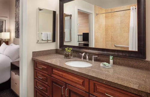 Highland Meadows Villa | Marriott SteamSide-Douglas 1-bedroom villa in VailnSleeps 4, 2 bathrooms