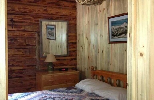 Lake City Cabin | Marshall's Cabin at Vickers - Great Location Along the Lake Fork of the Gunnison