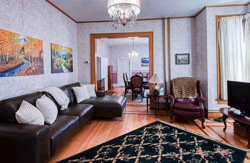 Leadville North House | Mayor's Escape Manor - Access the great outdoors