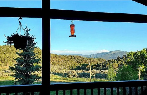 Burns House | McCoy Mountain Hideaway