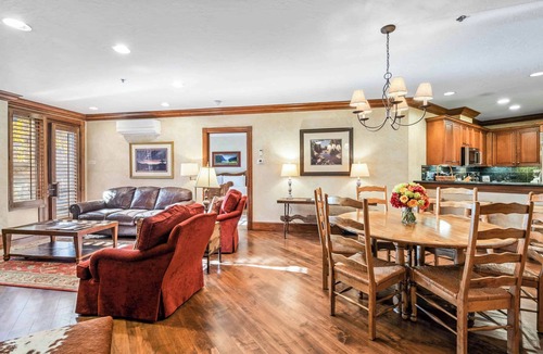 Highlands Townhomes Condo | McCoy Peak 108 - 1 Bedroom Residence
