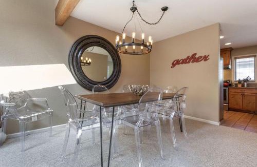Intermountain Apartment | Meadow Creek Condominiums