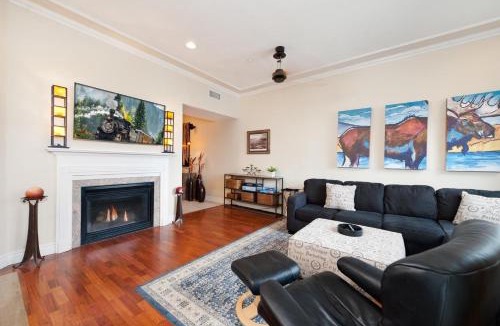 Historic Downtown Durango House | Mears House Unit 3F