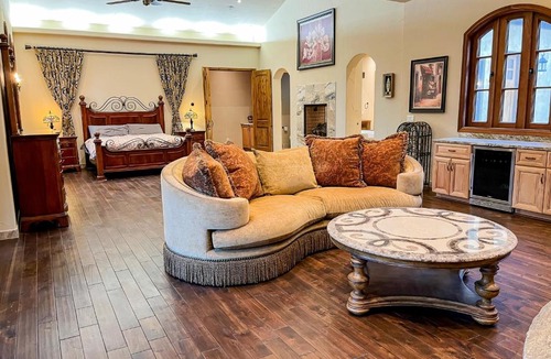 Broadmoor House | Mediterranean Mountain Memories
