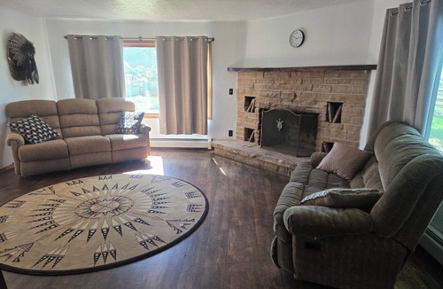 Mesa House | Mesa COWBOY&HORSE Ranchn Mesa Colorado. Sleeps 7+n All Pet Friendly