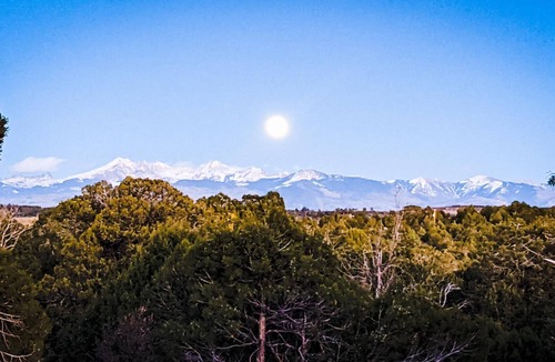 Cortez RV Rental | MESA VERDE NATIONAL PARK ONLY 10 MINUTES AWAY!