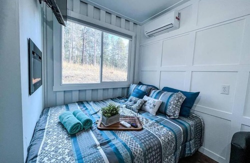 Colorado Springs Villa | Micah Tiny Home #2 Hot Tub on five acres!