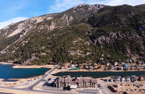 Georgetown Hotel | Microtel Inn & Suites by Wyndham Georgetown Lake