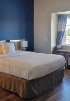 Fountain Hotel | Microtel Inn & Suites by Wyndham Fountain Fort Carson