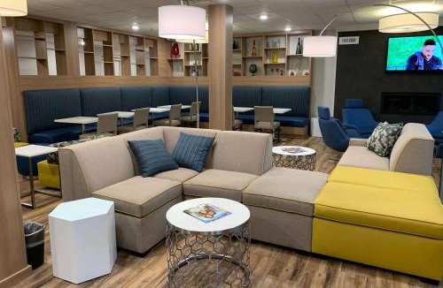 Woodland Park Hotel | Microtel Inn & Suites by Wyndham Woodland Park