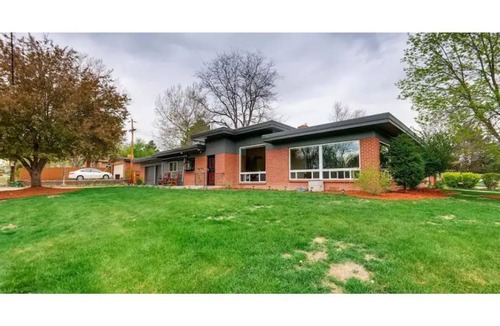 Holbrook Park House | Mid-Century 3 Bdr Lakewood Home Mountain Access!