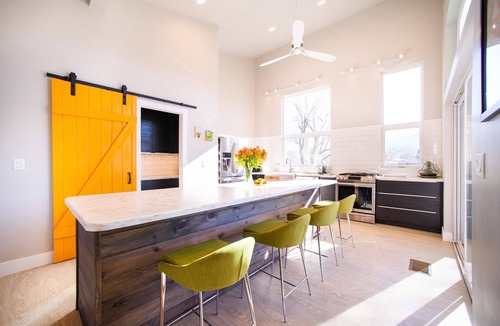 Salida House | Mid-Century Modern In Salida, 4X4 deep soaking Tub, Huge 2nd story Balcony views