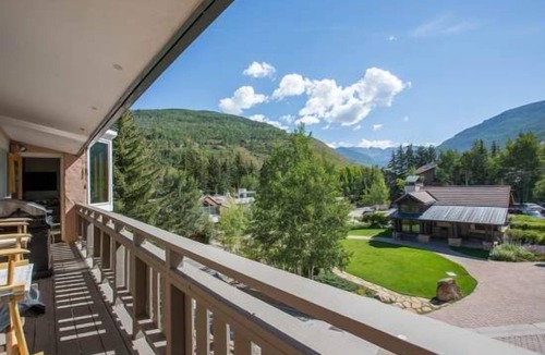 Vail Condo | Mill Creek Court Condos 100 Yards From Gondola One! Penthouse Condo