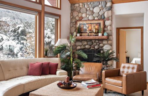Glenwood Springs Villa | Million Dollar Luxury Villa Ski Fish Hike Raft Mins to downtown