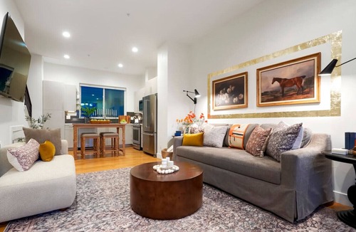 Golden House | Million $ Rooftop MTN Views -2 King Beds-DT Golden
