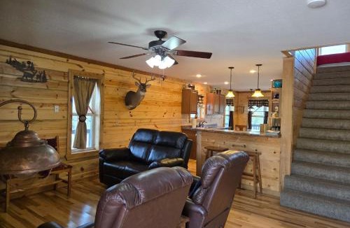 Alpine Village House | Milner Retreat