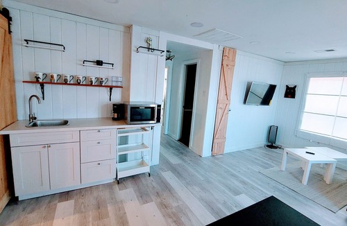 Fairplay House | *Minimalist Mtn Living- Pets Welcome (30+ Days)*