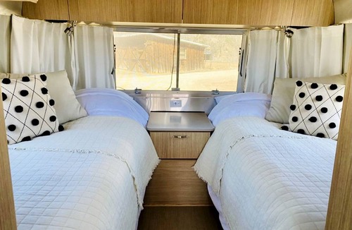 Naturita House | Mobile home ∙ 1 bedroom ∙ 3 guests