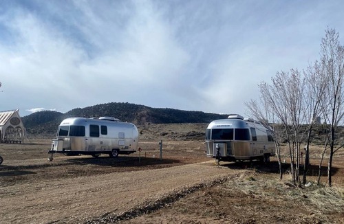 Naturita House | Mobile home ∙ 1 bedroom ∙ 3 guests