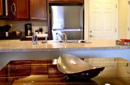 Centerra House | Modern 2 Bedroom Townhome, 1.5 Bathrooms, 1 Car Garage with Level 2 EV Charging