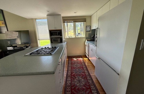 Snowmass Village Condo | Modern 3 bdrm, 3 bath, 3 floor Condo with amenities galore in a GREAT location!