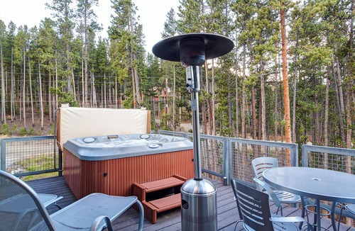 Breckenridge Heights House | Modern 3Br + Den Home in Breck!- Moonstone Modern