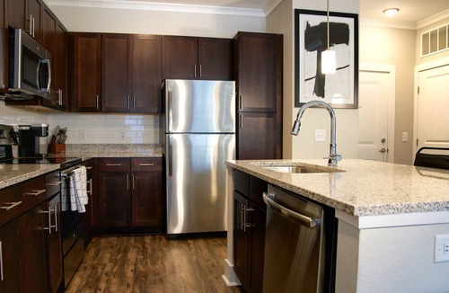 Briargate Apartment | Modern Apartment in Prime Location (ID2045X42)