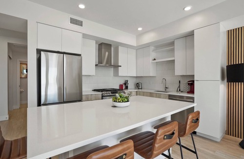 Noble Park Condo | Modern Boulder Condo with Flatiron Views