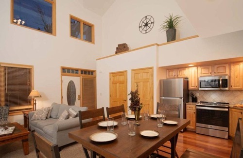 Stanley Hills Condo | Modern condo w/ cozy fireplace, hot tub and Jacuzzi! #347