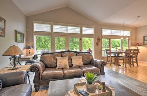 Dalton Ranch House | Modern Dalton Ranch Golf Club Home with Mtn View