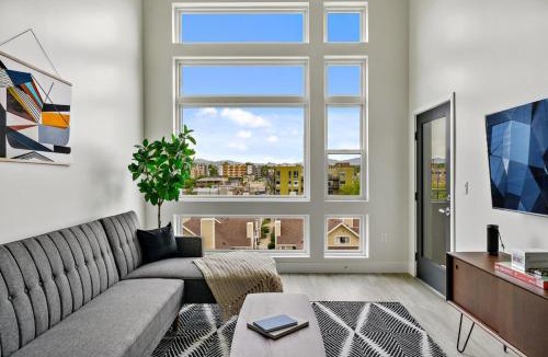Highland House | Modern Eclectic Penthouse Loft - Zuni Lofts