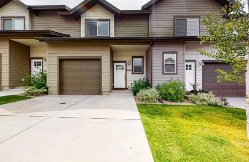 Gypsum House | Modern Gem in Gypsum