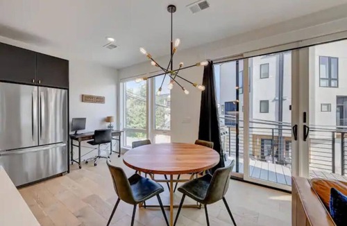 Parker House | Modern - Lux Townhouse w/private garage