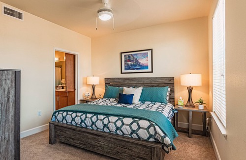 Briargate Apartment | Modern luxurious Mountain View. Very clean with out door hot tub