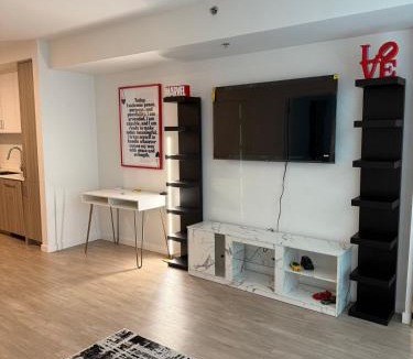 West Colfax Apartment | Modern Mile High in Sloans Lake