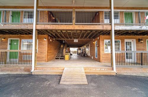 Indian Point Hotel | Modern Moose Free Shuttle to SDC