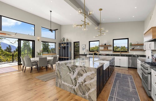 Missouri Heights House | Modern Mountain Dream Escape - Amazing Endless Views