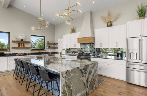 Missouri Heights House | Modern Mountain Dream Escape - Amazing Endless Views