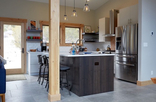 Nathrop House | Modern Mountain RetreatnnSTR License # 006798n