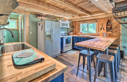 Columbine Lake Cabin | Modern Mtn Cabin ~ 1 Mi to Purgatory Ski Resort!