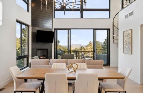 Bailey House | Modern Mtn Escape! Hot Tub Fireplace Views